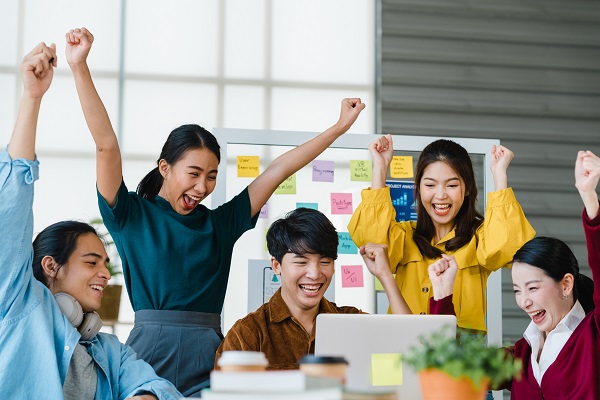 Tìm Kiếm Niềm Vui Trong Công Việc - Cách Làm Việc Hiệu Quả